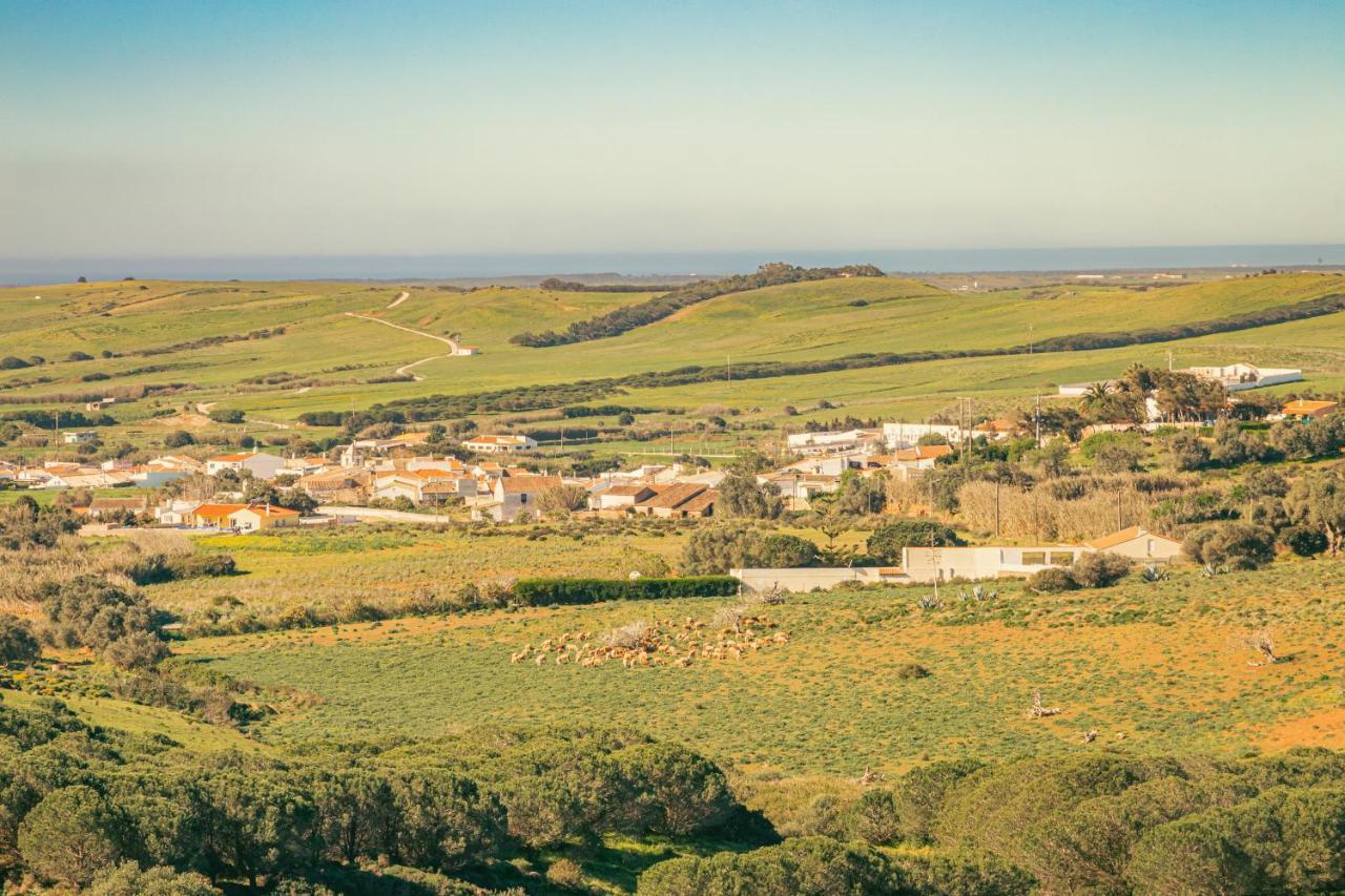 Vakantiehuis Wayra Kanchay Raposeira (Faro)